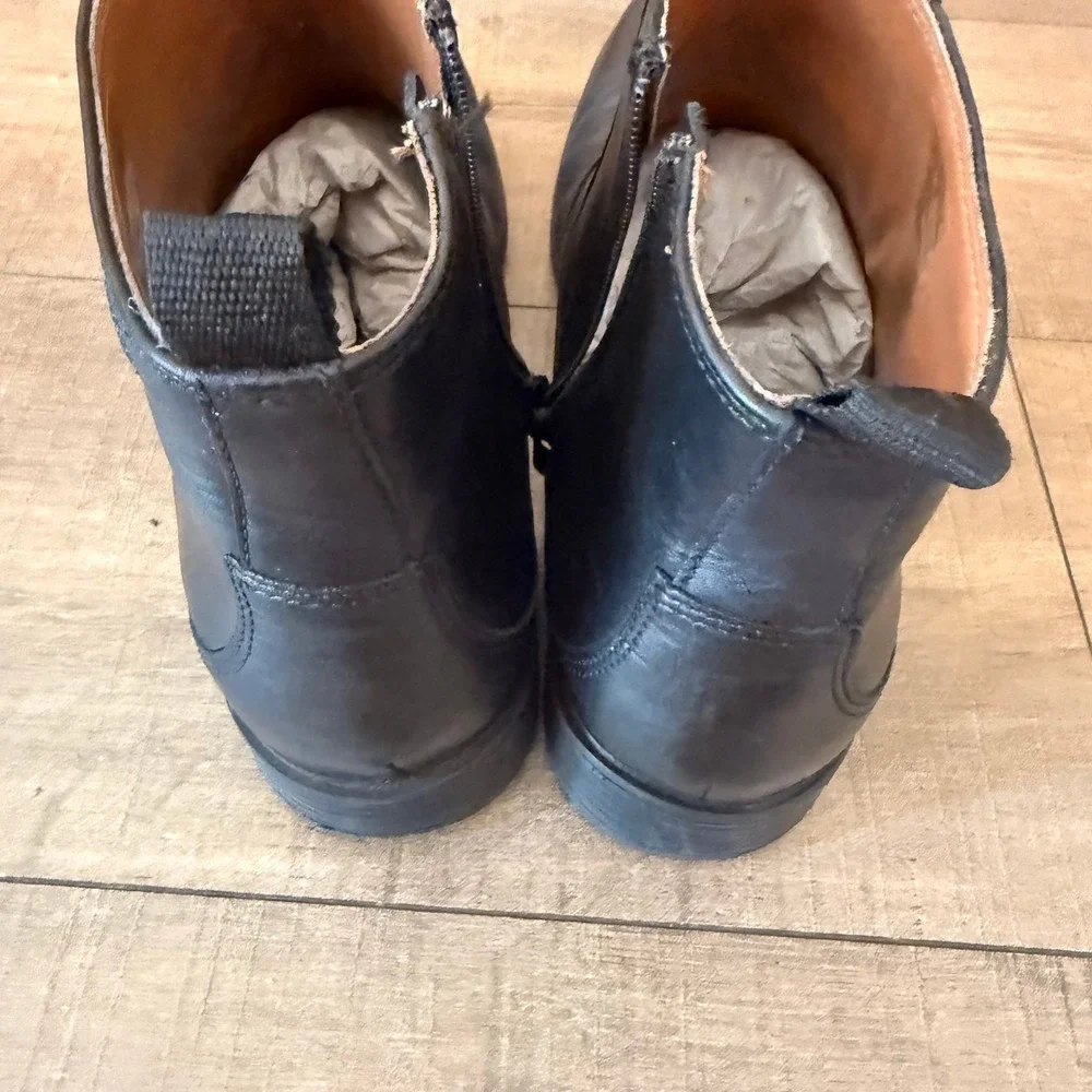 Clarks Leather Ankle Boots Mens 10.5 Black western Cowboy Side Zip Dress Boot